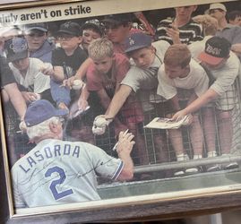 Signed Picture By Tommy Lasorda