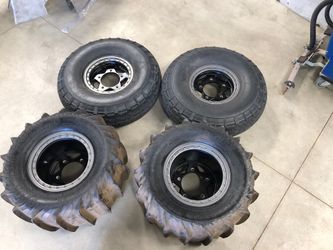 Sand car tires