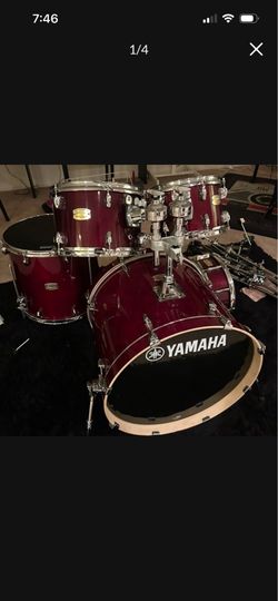 Yamaha stage custom red stained birch 5 piece