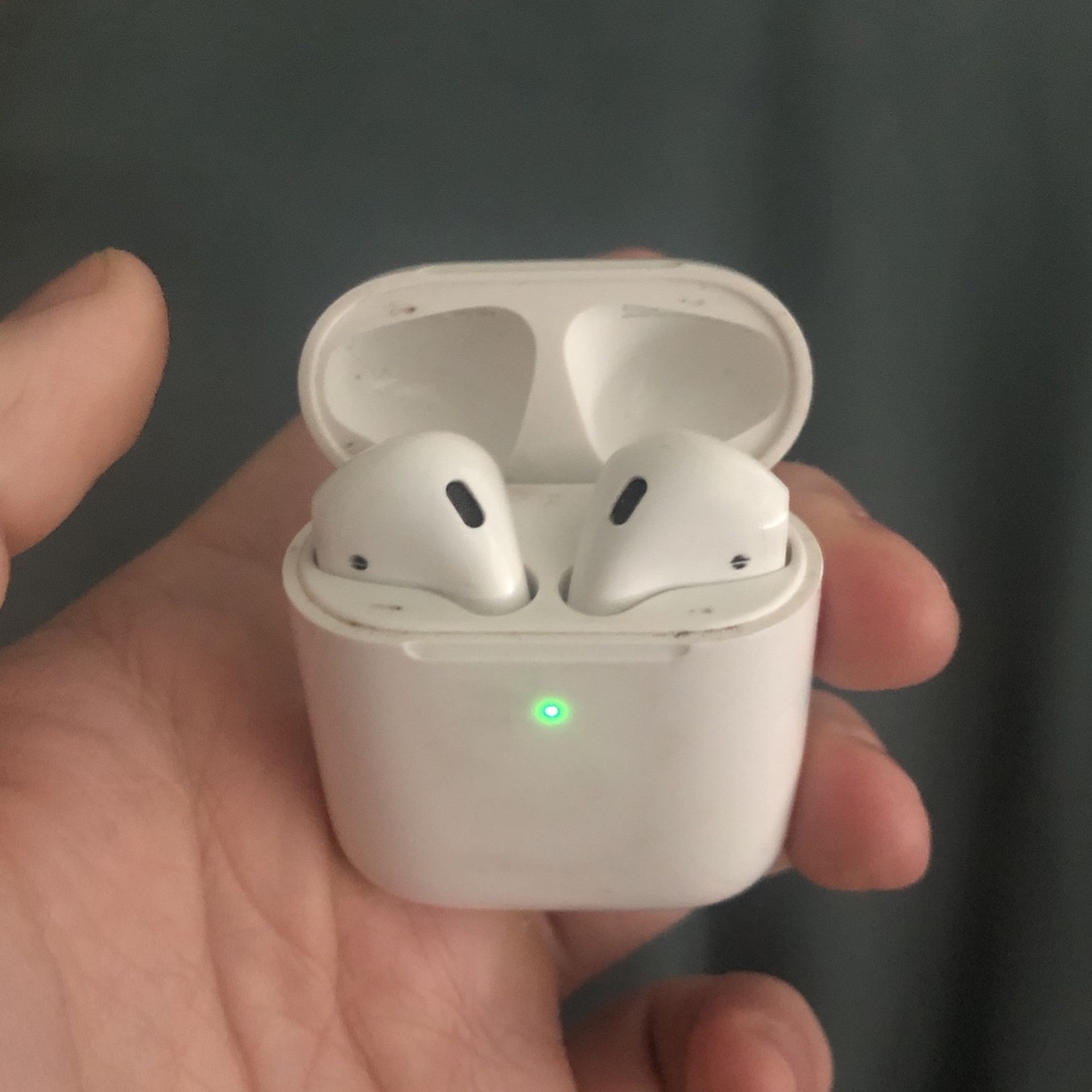 AirPods 2