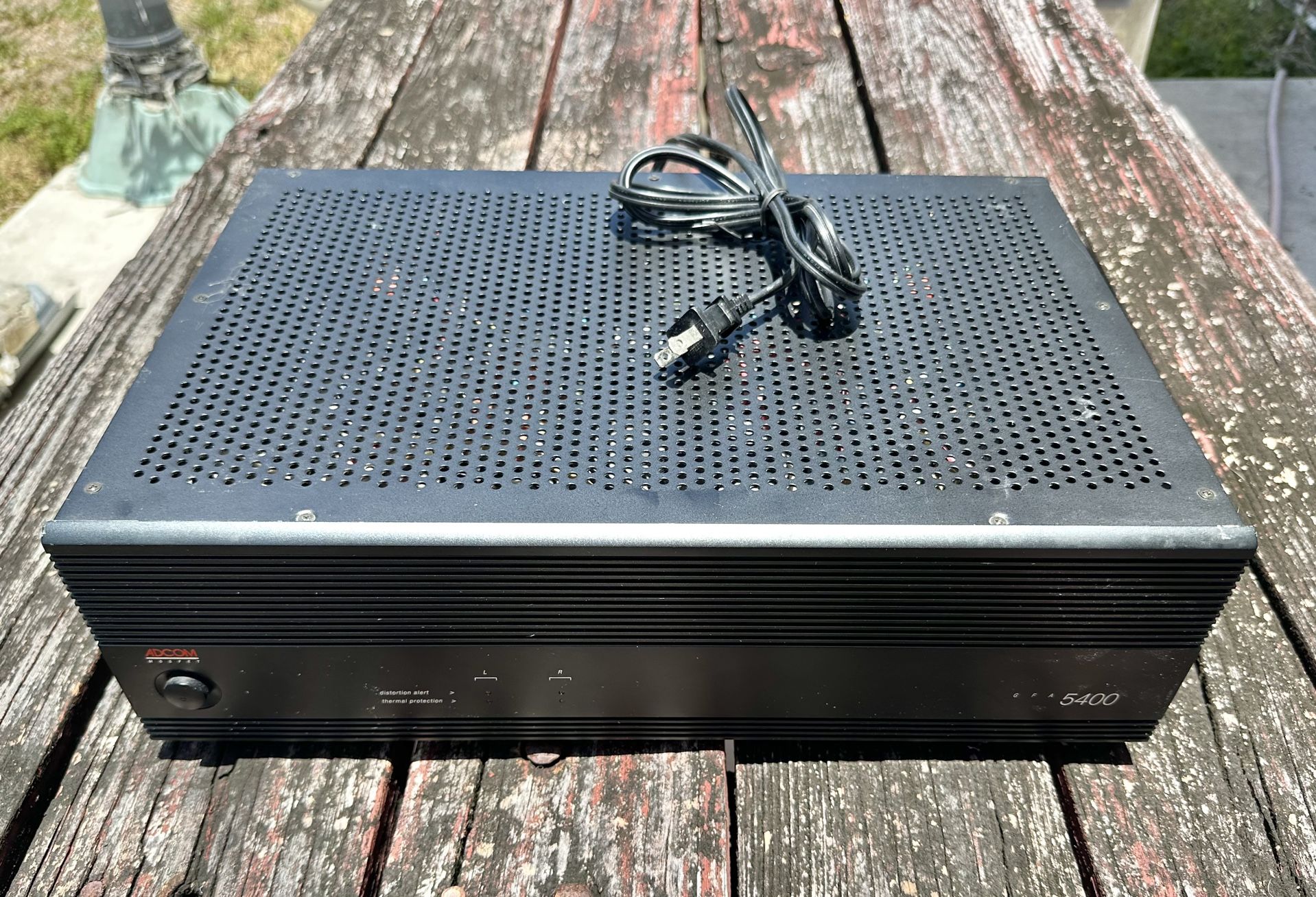 Adcom GFA-5400