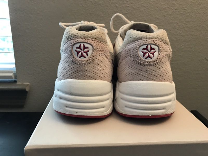 Ronnie Fieg Puma R698 Sakura SIZE 10 KITH