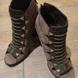 Size 7.5 Used C Label Alix Booties