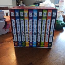 Diary of a Whimpy Kid 10 Book Box Set