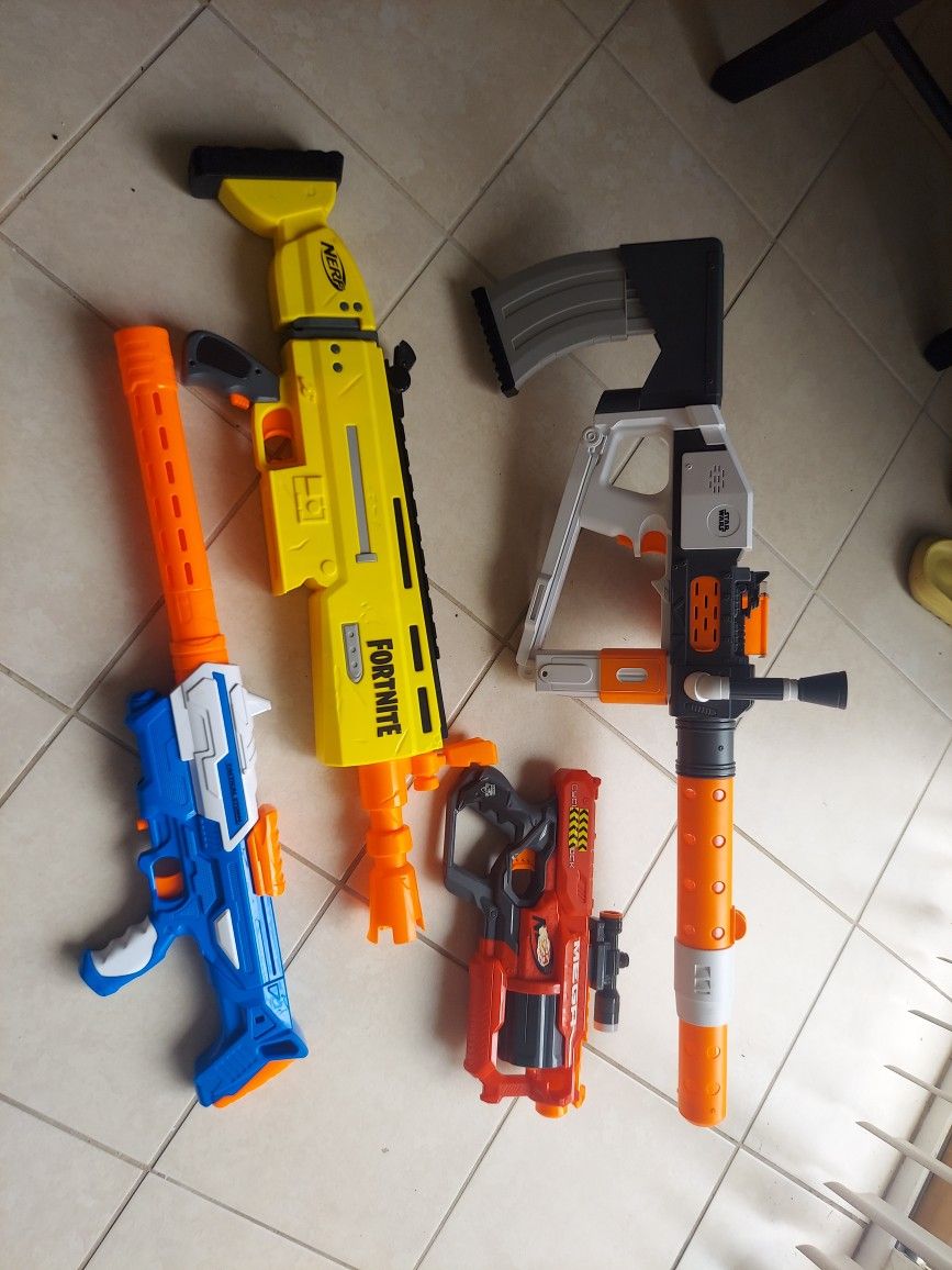 Nerf Guns 