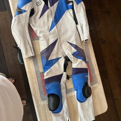 AGV HIGH TECH & SAFETY RACING GEAR LEATHER SUIT 