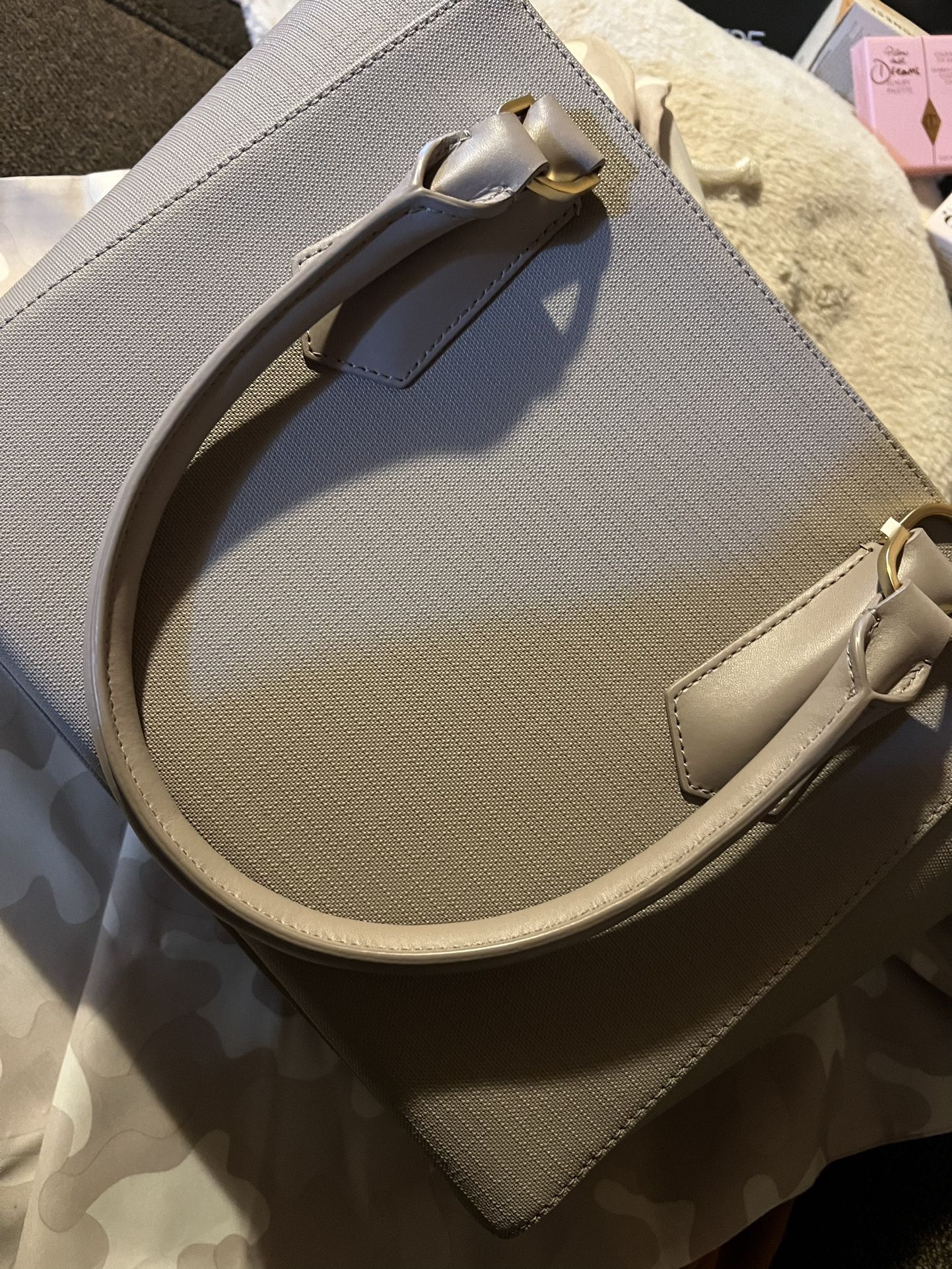 DAGNE DOVER SIGNATURE TOTE 