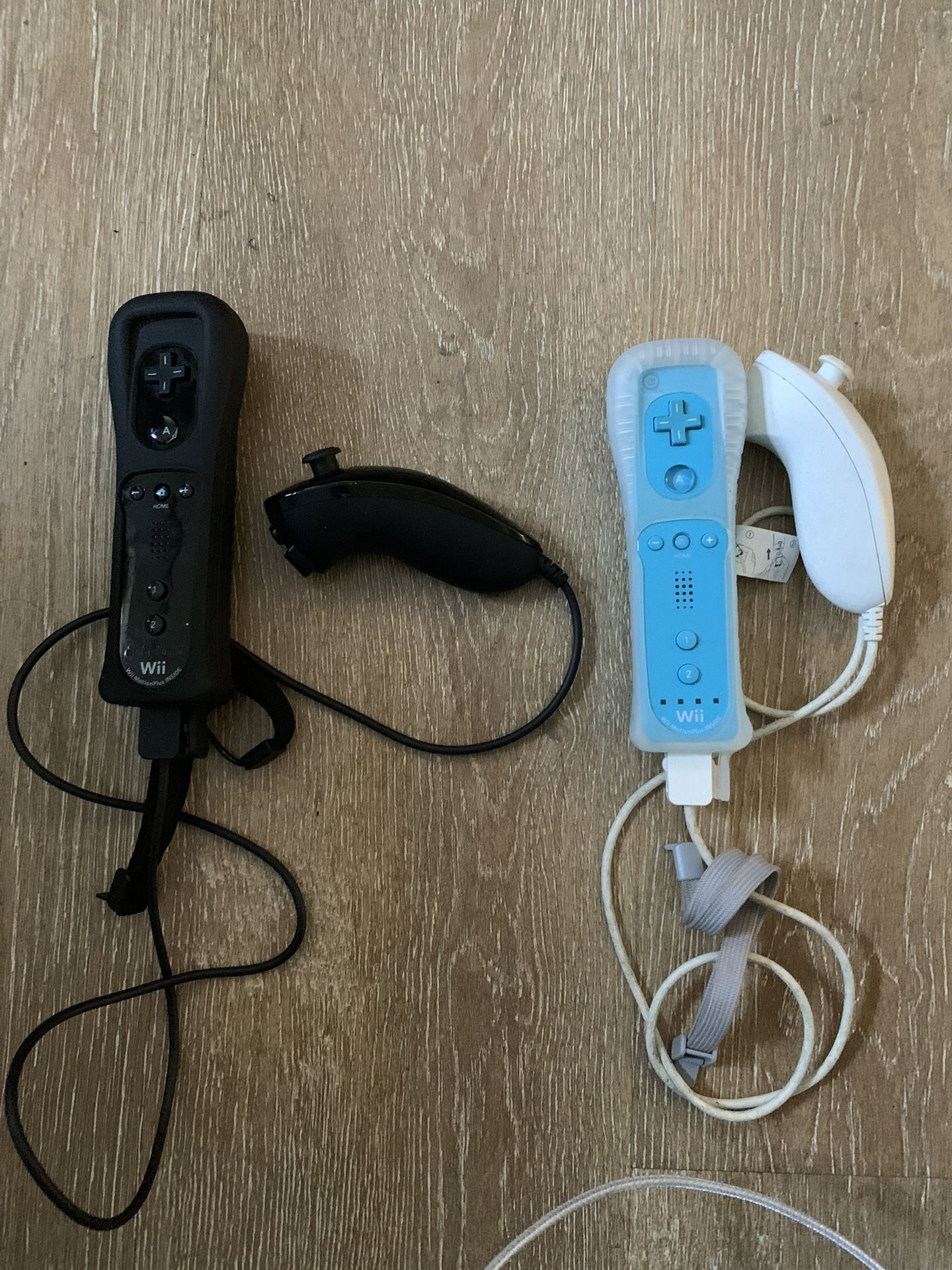 Original Nintendo Wii Controllers