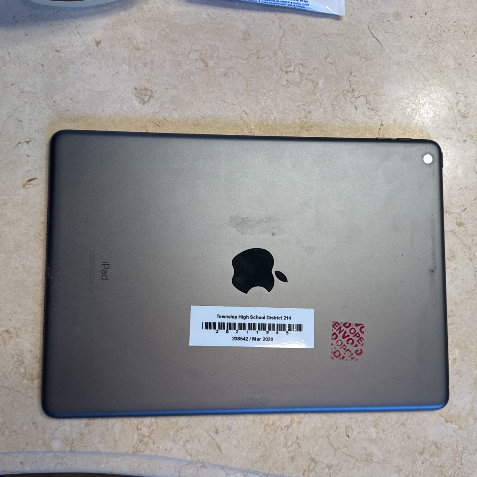 Ipad 8th generation 10.2 inch refurbished