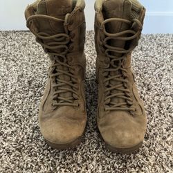 Tactical Research Boots