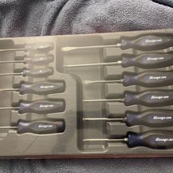 NEW SNAPON #SGDXW120BMB 12PC INSTINCT POWER BLUE SOFT GRIP COMBO SCREWDRIVER SET
