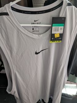 Nike Pro Slim Fit Workout Tank - XL - Light Gray - NWT