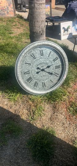 Yard Sale Home Decor And Clothes