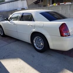 2005 Chrysler 300