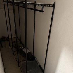 Clothing rack