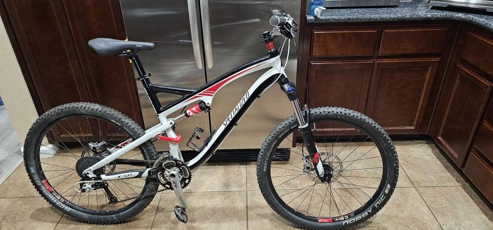 Specialized Camber Full Suspension mountain bike