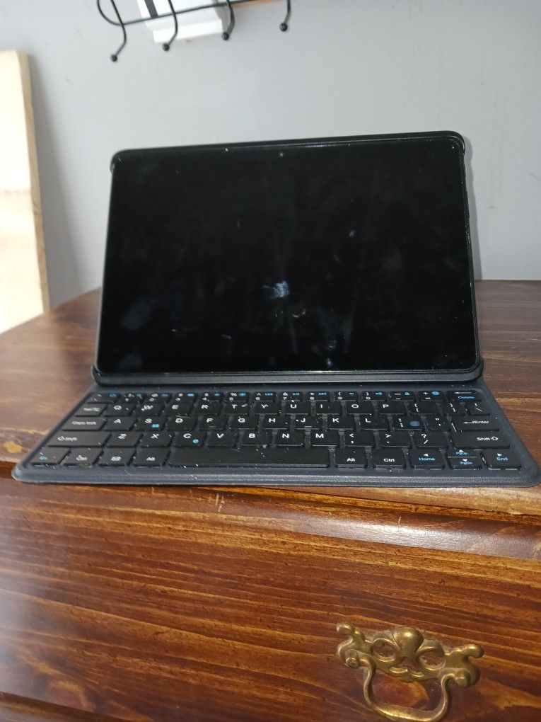 kindle fire with keyboard and case