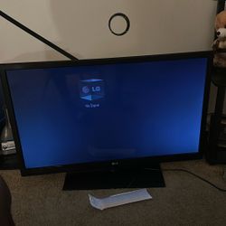 55in LG TV 