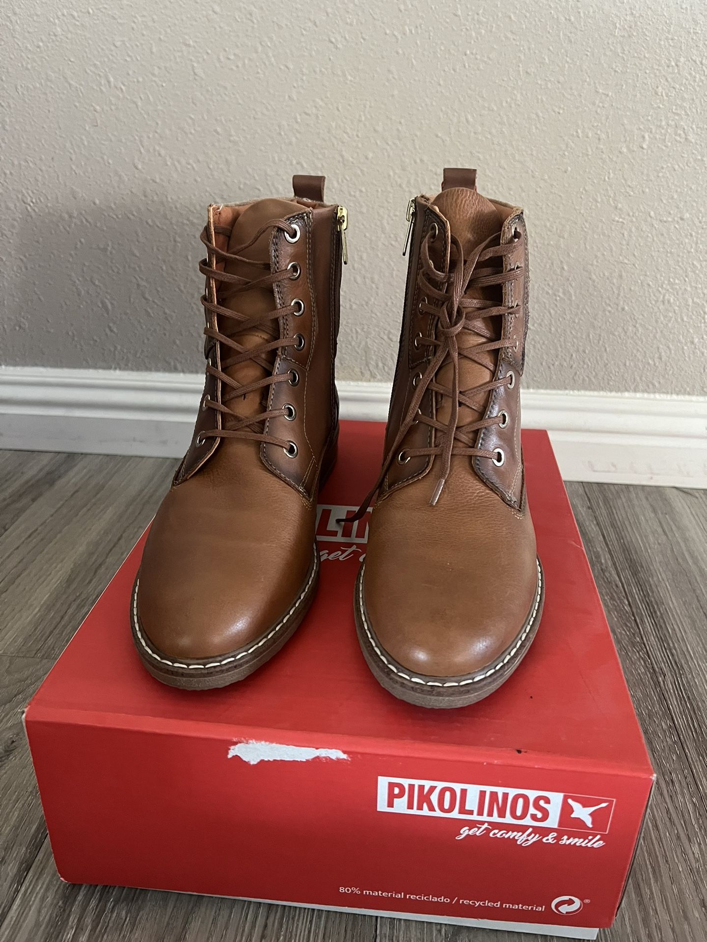 Pikolinos Brown Lace Up Boots Woman’s Size 9