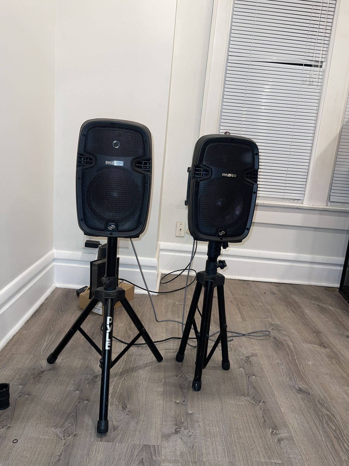 PYLE PRO SPEAKERS