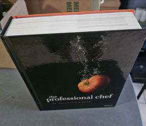 The Professional Chef (9th Edition) - Hardcover (Excellent Condition) Moving Sale!
