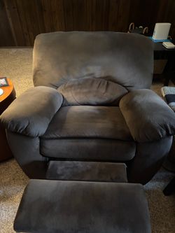 2 Dark Brown Recliners