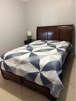 Bedroom set everything included