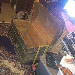 Antique Steam Trunk 