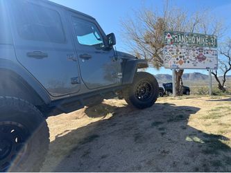 Jeep JL Rough Country Steps