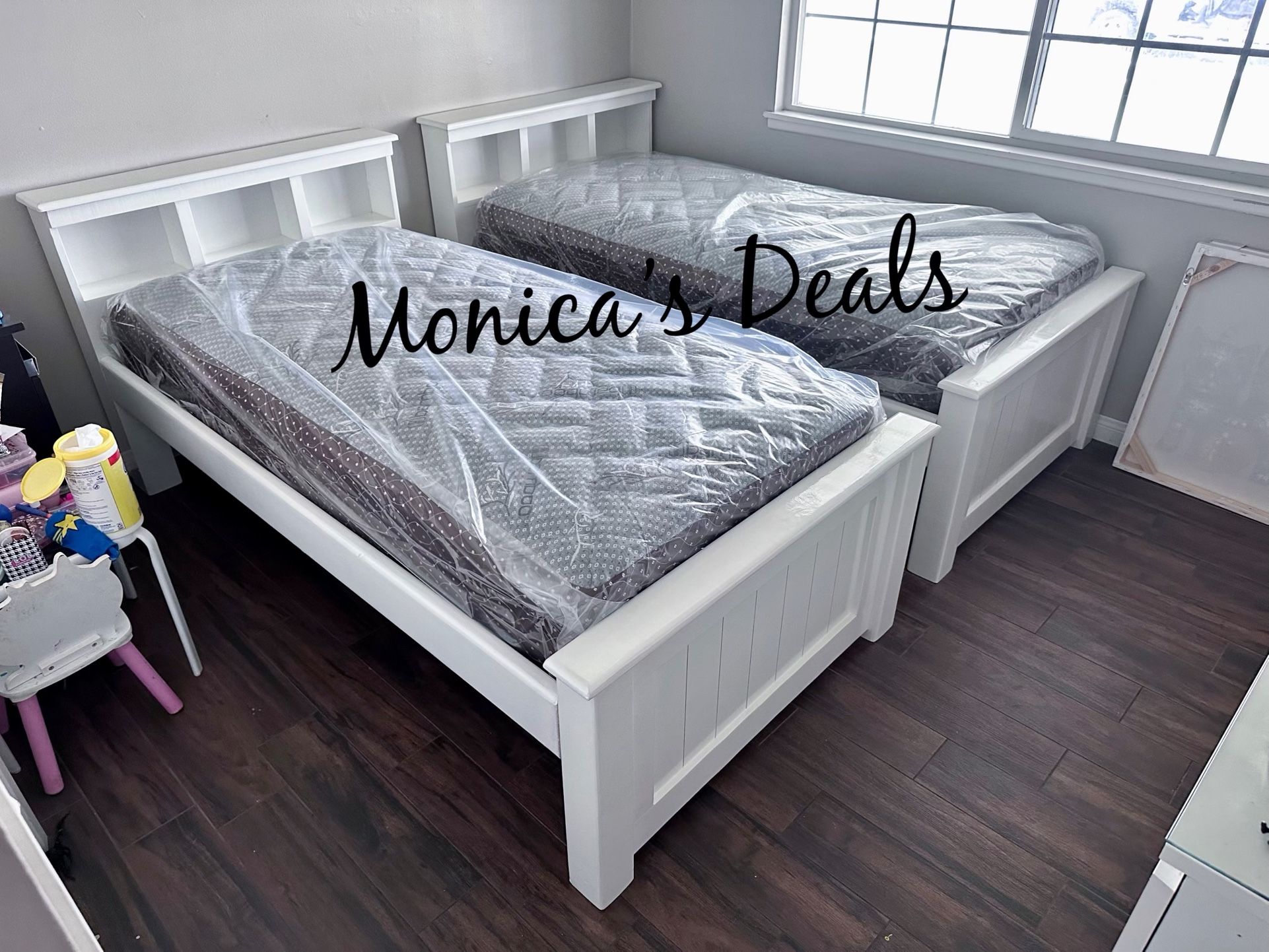 2 Twin Beds w/ Mattresses