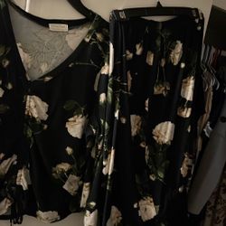 Long Sleeve Shirt With Matching Skirt Only Wore It A Few Times Still In Good Condition