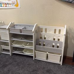 Book & Toy Storage 