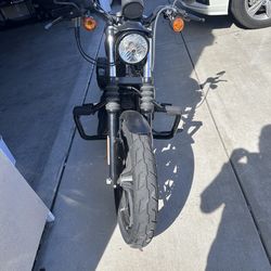 2020 Harley-Davidson Iron 883 – Salvage Title