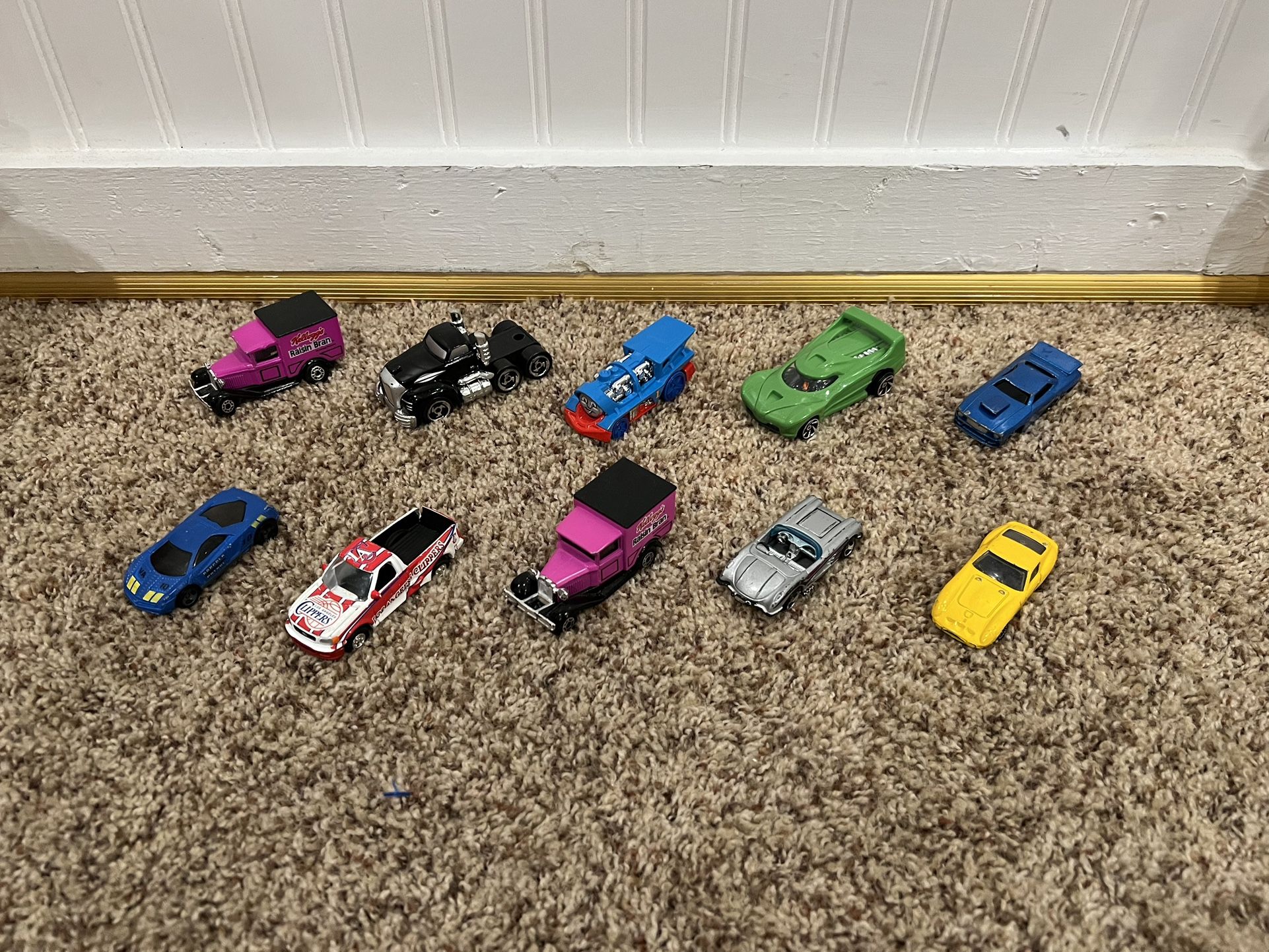 Lot of vintage hot-wheels cars 10 pieces