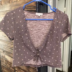 Woman’s Crop Top Size Large 
