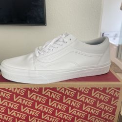 Men’s Size 9 White Vans. Brand New, Never Been Worn. 