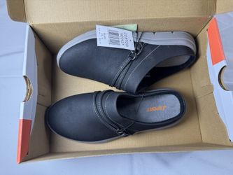 JSport by Danskin Gina Women's Sz 8 Black Slip-On Mule Shoes Memory Foam NEW