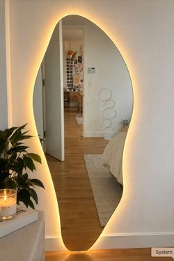 Full Length Wavy LED Mirror - 20 Colors