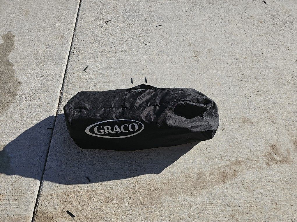 Graco Travel Crib