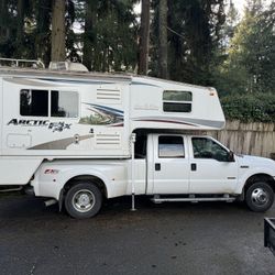 2011 Arctic Fox 811