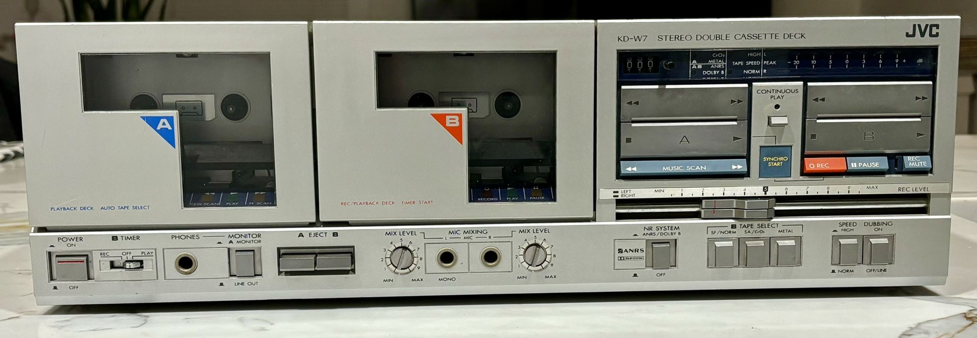 VINTAGE JVC DOUBLE CASSETTE DECK SILVER KD-W7