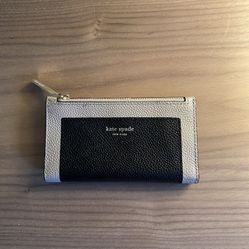 ALMOST NEW Kate Spade Wallet 