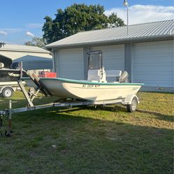 1999 16ft Southern Skimmer Center Console