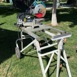 Miter Saw With Table 