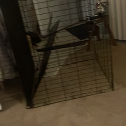 Extra Large  (42)  Large Dog Crate. East Haven.