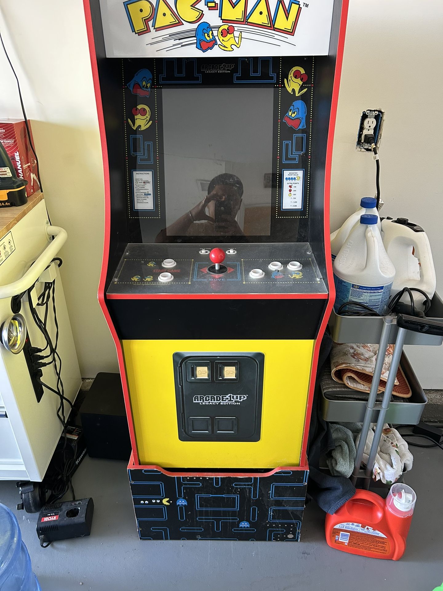 Pac-Man Machine
