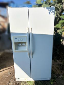 Kenmore Side-by-Side Refrigerator