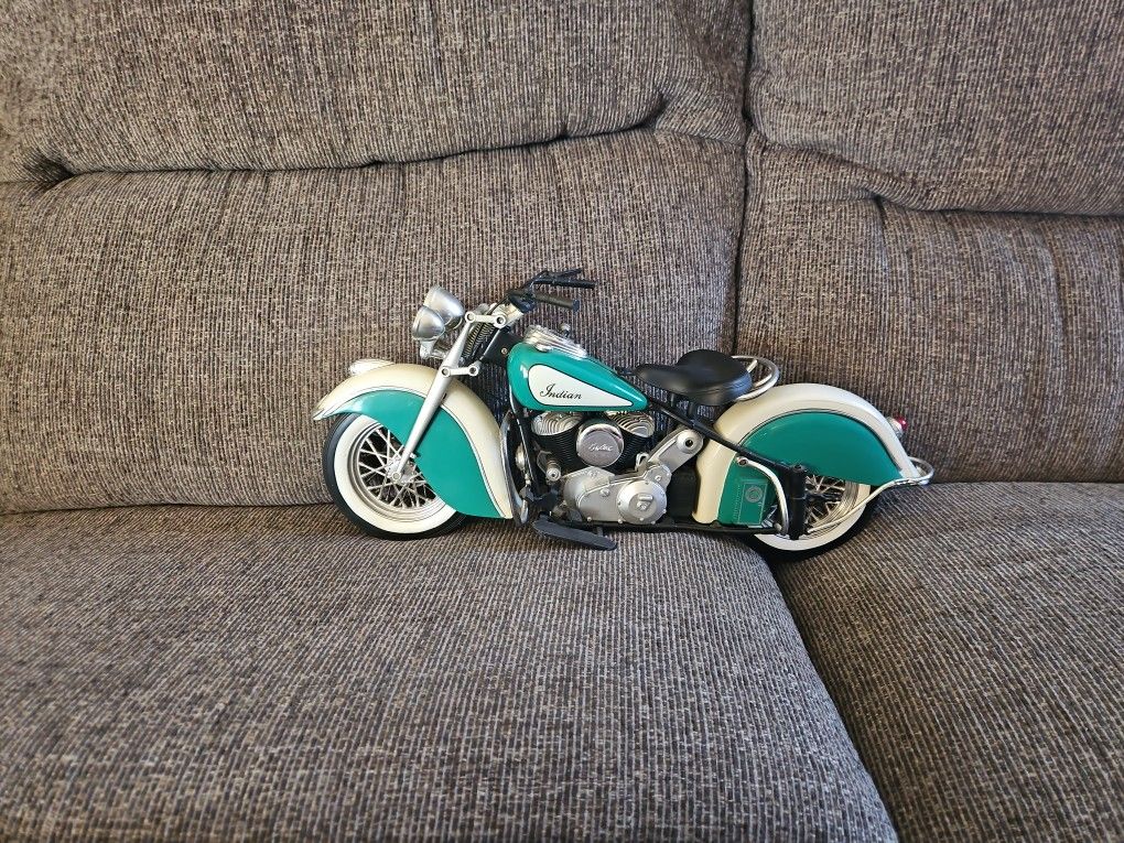 1/6 Scale Indian Bike