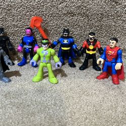 Imaginext lot of 8 Dc comics Batman Riddler Robin Cat woman  Superman Figure