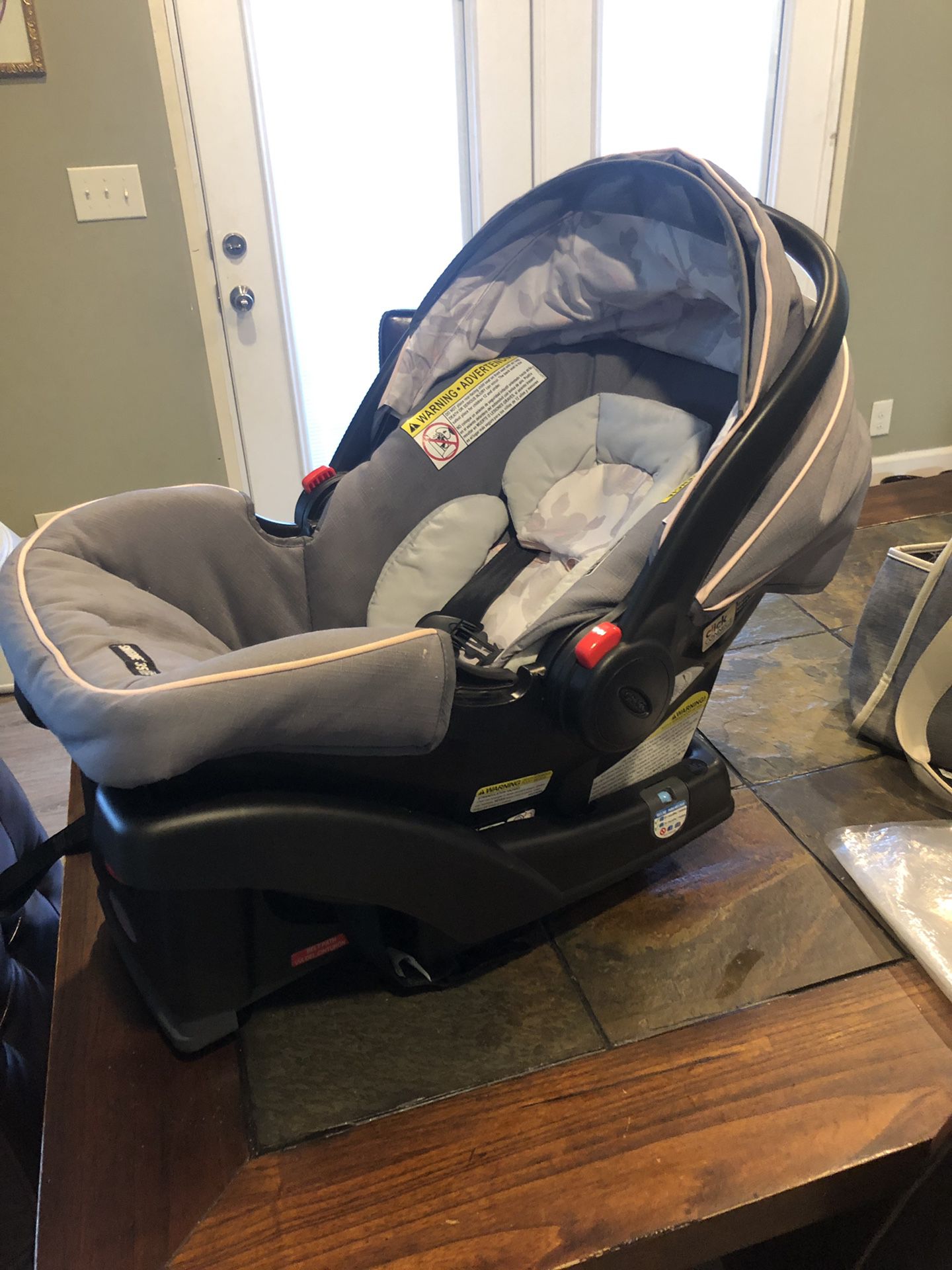 Graco Baby Car seat